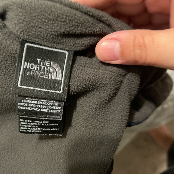 North face reversible boys jacket XXS (5) - Picture 5 of 6
